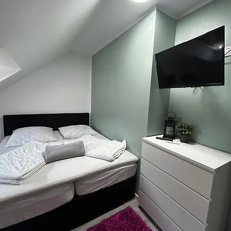 Zum Waldblick Apartament *